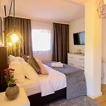 Infinity Vila Mostar