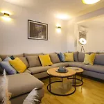 Vila Infinity Mostar