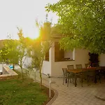 Vila Infinity *