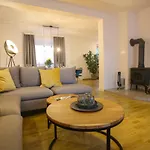 Infinity Vila Mostar