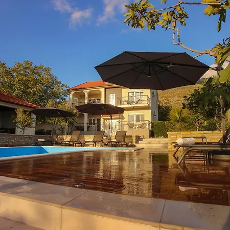 Infinity Villa