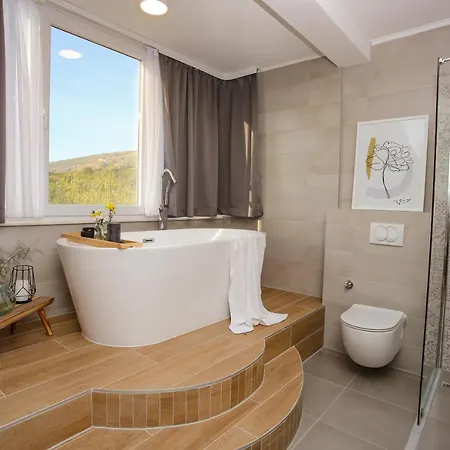 Infinity Βίλα Μόσταρ