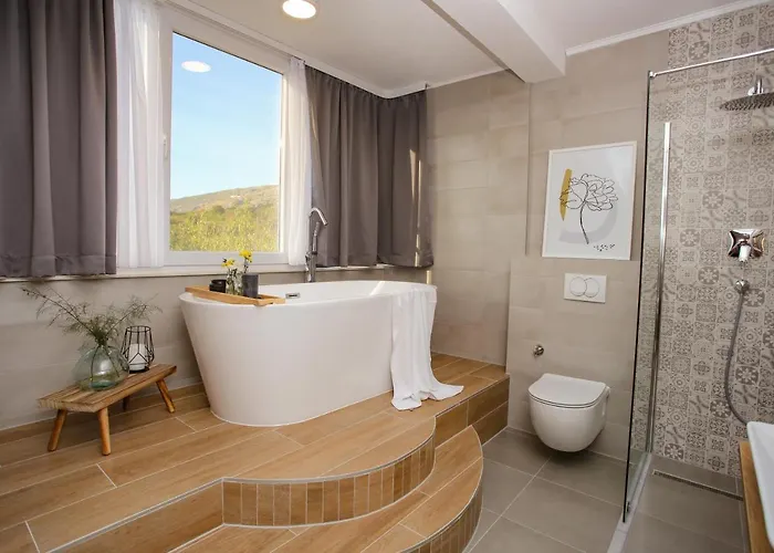 Infinity ヴィラ モスタル