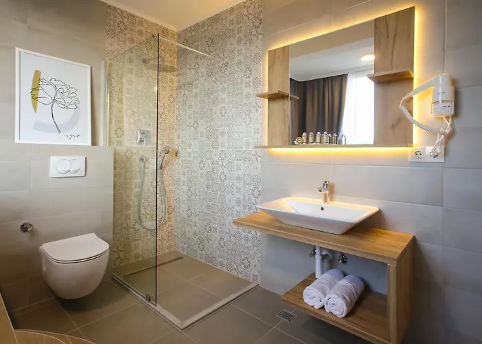 Infinity * モスタル